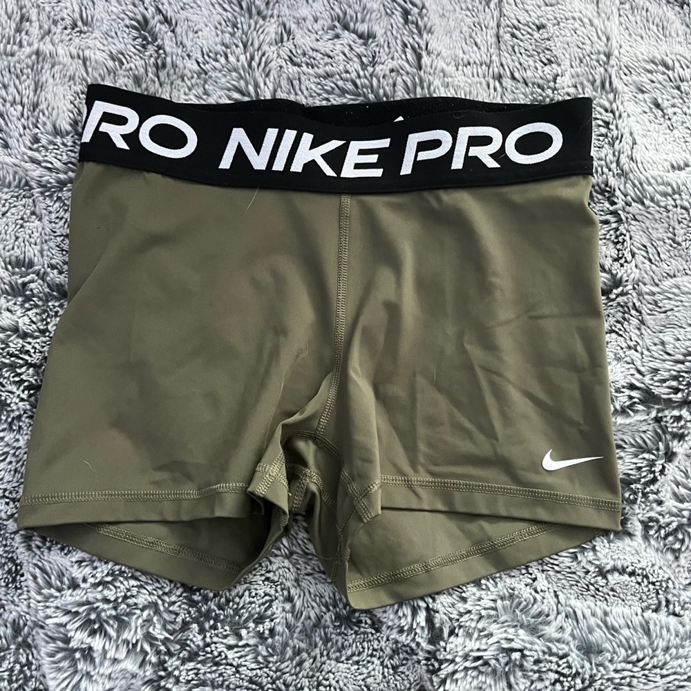 Women’s Nike Pro Shorts